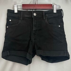 black h&m shorts
